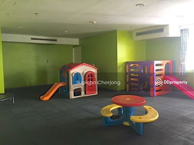 Krungthep Thani Tower, Bangkok, Thailand Krungthep Thani Tower, Bangkok, Thailand