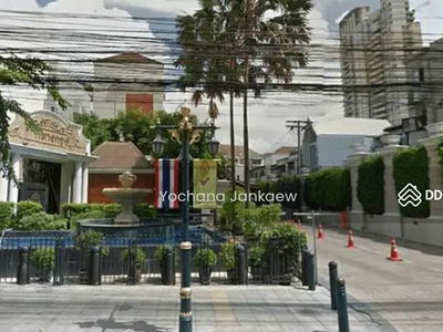 Baan Klang Krung Thonglor, Bangkok, Thailand Baan Klang Krung Thonglor, Bangkok, Thailand