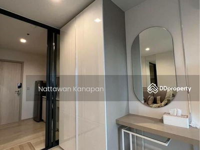 Life One Wireless, Bangkok, Thailand Life One Wireless, Bangkok, Thailand