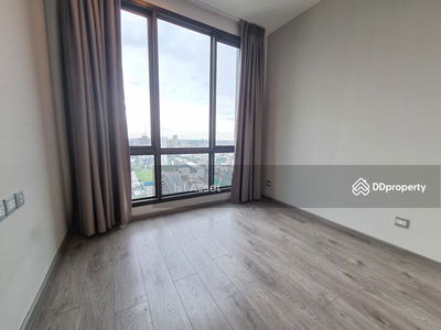 Whizdom Avenue Ratchada-Ladprao, Bangkok, Thailand Whizdom Avenue Ratchada-Ladprao, Bangkok, Thailand