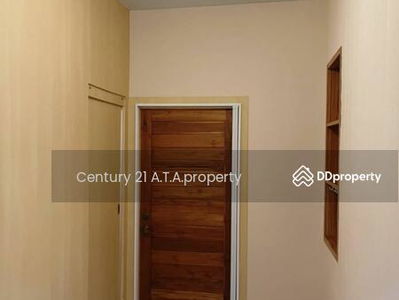 Country Home Lake & Park Assumption - Sriracha, Chon Buri, Thailand Country Home Lake & Park Assumption - Sriracha, Chon Buri, Thailand