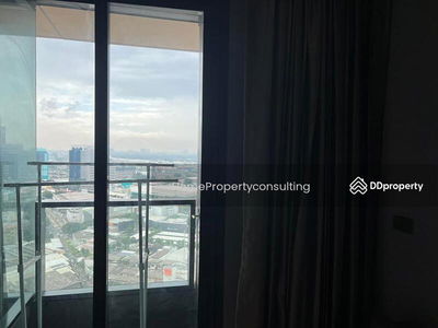 The Lumpini 24, Bangkok, Thailand The Lumpini 24, Bangkok, Thailand