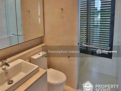 Spacious 4-Bedroom House, Bangkok, Thailand Spacious 4-Bedroom House, Bangkok, Thailand