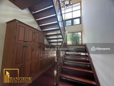 Single House in Compound, Bangkok, Thailand Single House in Compound, Bangkok, Thailand