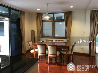 Large 2-Bedroom House, Bangkok, Thailand Large 2-Bedroom House, Bangkok, Thailand