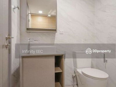 Condo for rent, corner room, next to Bts Ekkamai, large room, city view, Taka Huas, Bangkok, Thailand Condo for rent, corner room, next to Bts Ekkamai, large room, city view, Taka Huas, Bangkok, Thailand