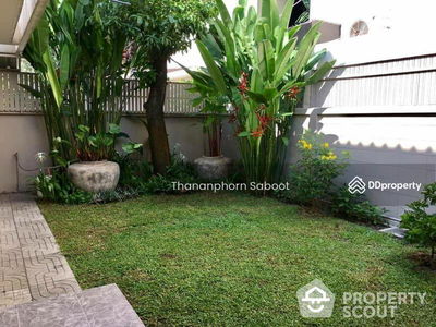 2-Bedroom House, Bangkok, Thailand 2-Bedroom House, Bangkok, Thailand