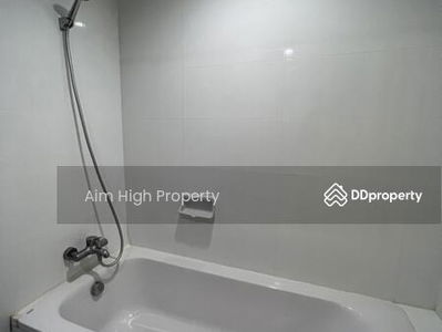 Acadamia Grand Tower, Bangkok, Thailand Acadamia Grand Tower, Bangkok, Thailand