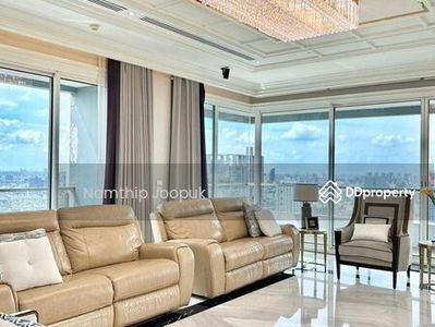 Q Asoke, Bangkok, Thailand Q Asoke, Bangkok, Thailand