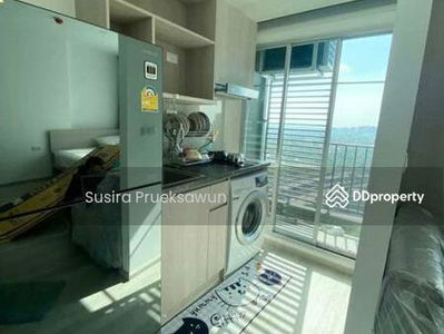 Elio Sathorn-Wutthakat, Bangkok, Thailand Elio Sathorn-Wutthakat, Bangkok, Thailand