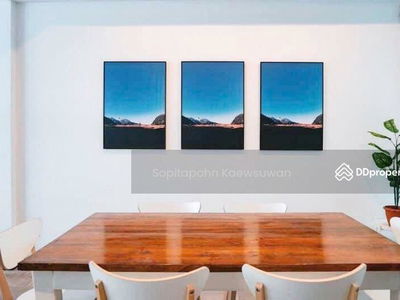 10110, Bangkok, Thailand 10110, Bangkok, Thailand