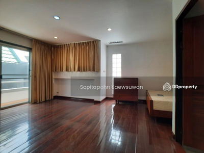 10110, Bangkok, Thailand 10110, Bangkok, Thailand