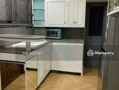 Prasanmitr Condominium, Bangkok, Thailand Prasanmitr Condominium, Bangkok, Thailand