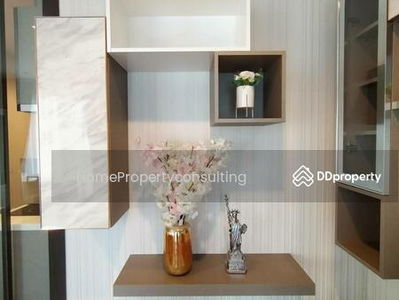 Life Asoke-Rama 9, Bangkok, Thailand Life Asoke-Rama 9, Bangkok, Thailand