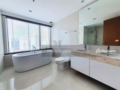 The Royal Maneeya, Bangkok, Thailand The Royal Maneeya, Bangkok, Thailand