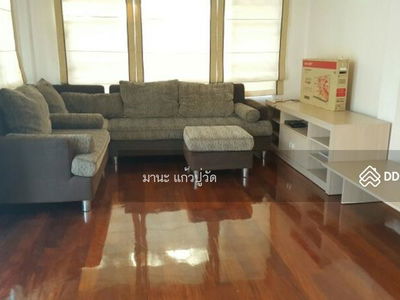 Nantawan, Samut Prakan, Thailand Nantawan, Samut Prakan, Thailand