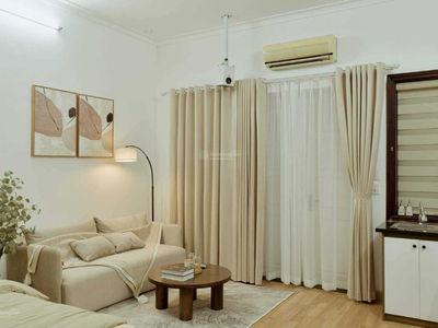 220, Vietnam 220, Vietnam