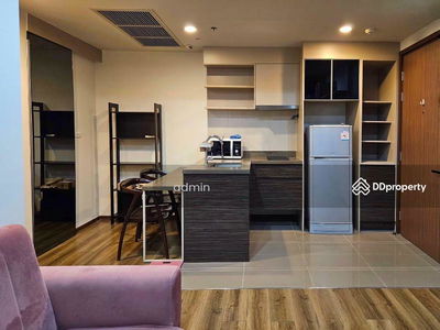 Onyx Phahonyothin, Bangkok, Thailand Onyx Phahonyothin, Bangkok, Thailand