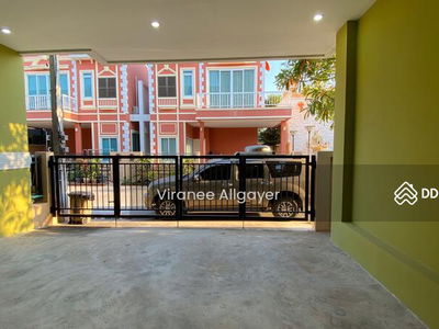 Town for rent, Nakhon Ratchasima, Thailand Town for rent, Nakhon Ratchasima, Thailand