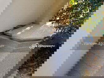 Town for rent, Nakhon Ratchasima, Thailand Town for rent, Nakhon Ratchasima, Thailand