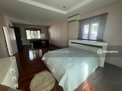 Laddarom Elegance Kaset-Nawamin, Bangkok, Thailand Laddarom Elegance Kaset-Nawamin, Bangkok, Thailand