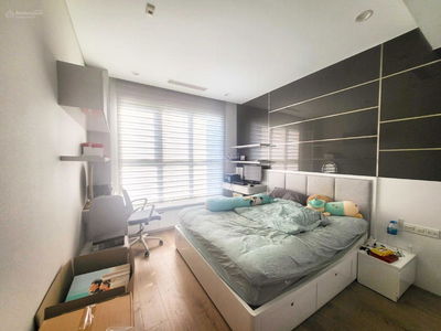 Sadora Sala, Vietnam Sadora Sala, Vietnam