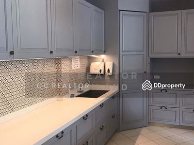 House For Rent Thonglor open Beauty Clinic , Showroom , cafe , Restaurant, Thailand House For Rent Thonglor open Beauty Clinic , Showroom , cafe , Restaurant, Thailand