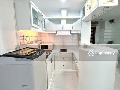 Supalai Place Sukhumvit 39, Bangkok, Thailand Supalai Place Sukhumvit 39, Bangkok, Thailand