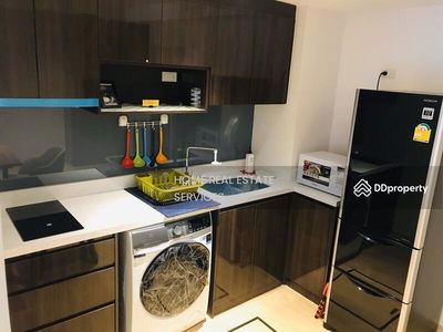 Runesu Thonglor 5, Bangkok, Thailand Runesu Thonglor 5, Bangkok, Thailand