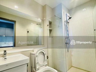 Life Asoke-Rama 9, Bangkok, Thailand Life Asoke-Rama 9, Bangkok, Thailand