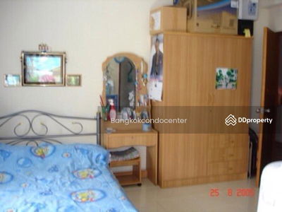 Pornpiya Apartment Lat Phrao 62 Yellow Line BTS Chokchai Si, Bangkok, Thailand Pornpiya Apartment Lat Phrao 62 Yellow Line BTS Chokchai Si, Bangkok, Thailand