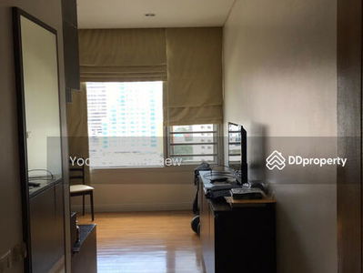 The Royal Saladaeng Condominium, Bangkok, Thailand The Royal Saladaeng Condominium, Bangkok, Thailand