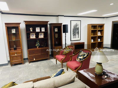 Baan Royal Nakarin Villa, Bangkok, Thailand Baan Royal Nakarin Villa, Bangkok, Thailand