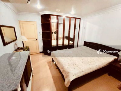 Monterey Place, Bangkok, Thailand Monterey Place, Bangkok, Thailand