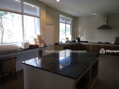 10240, Bangkok, Thailand 10240, Bangkok, Thailand