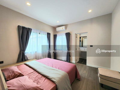 Bangkok Boulevard Vibhavadi, Bangkok, Thailand Bangkok Boulevard Vibhavadi, Bangkok, Thailand