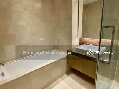 Magnolias Ratchadamri Boulevard, Bangkok, Thailand Magnolias Ratchadamri Boulevard, Bangkok, Thailand