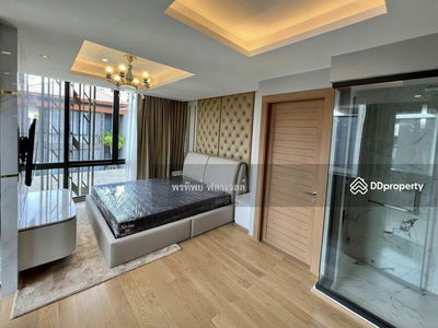 Luxury pool villa, Bangkok, Thailand Luxury pool villa, Bangkok, Thailand