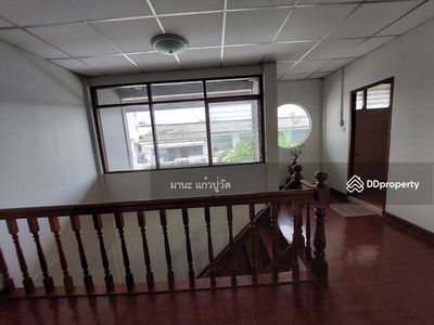 Lat Phrao 41, Bangkok, Thailand Lat Phrao 41, Bangkok, Thailand