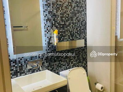 The Room Sathorn-St.Louis, Bangkok, Thailand The Room Sathorn-St.Louis, Bangkok, Thailand