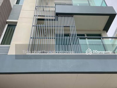 Town Avenue Srinagarindra, Bangkok, Thailand Town Avenue Srinagarindra, Bangkok, Thailand