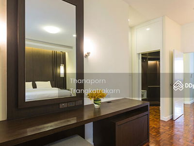 Krystal Court, Bangkok, Thailand Krystal Court, Bangkok, Thailand