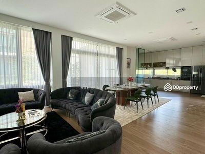 VIVE Rama 9, Bangkok, Thailand VIVE Rama 9, Bangkok, Thailand