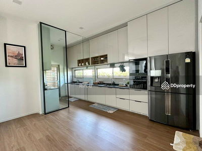 VIVE Rama 9, Bangkok, Thailand VIVE Rama 9, Bangkok, Thailand