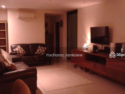 Zenith Place Sukhumvit 42, Bangkok, Thailand Zenith Place Sukhumvit 42, Bangkok, Thailand