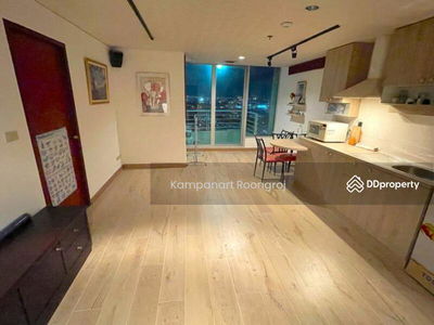 Noble House Phayathai, Bangkok, Thailand Noble House Phayathai, Bangkok, Thailand