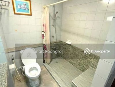 Noble House Phayathai, Bangkok, Thailand Noble House Phayathai, Bangkok, Thailand