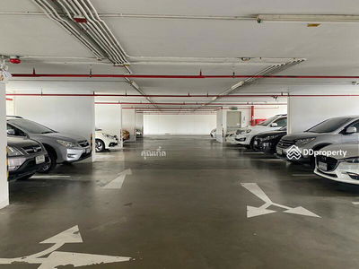 Bangkok Horizon Sathorn, Bangkok, Thailand Bangkok Horizon Sathorn, Bangkok, Thailand