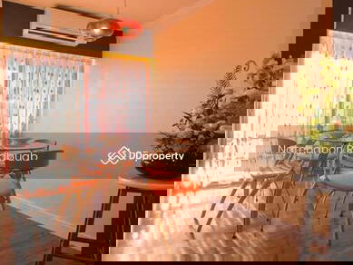 The Waterford Diamond Tower Sukhumvit, Bangkok, Thailand The Waterford Diamond Tower Sukhumvit, Bangkok, Thailand