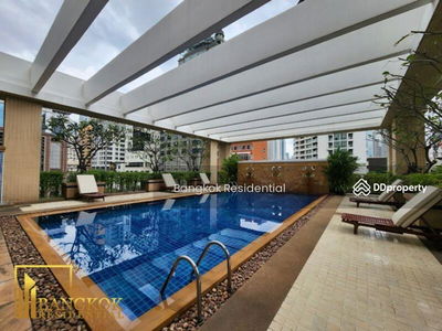 Langsuan Ville, Bangkok, Thailand Langsuan Ville, Bangkok, Thailand